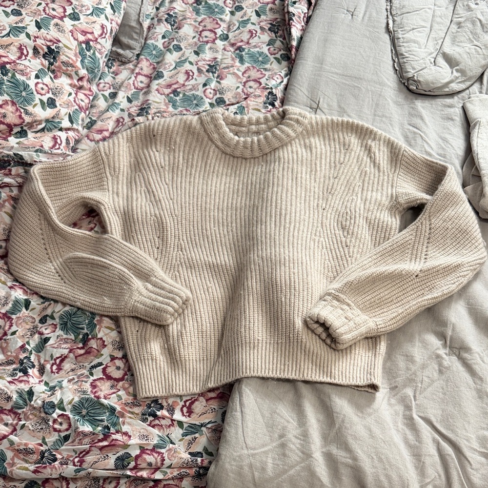 Athleta Women's Cream Crew Neck Sweater Cashmere
